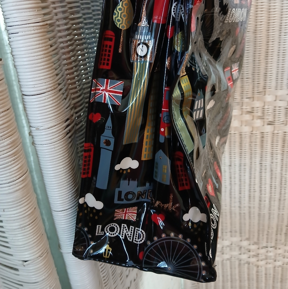 Harrods Glitter London Iconic Tote - Black, Red, and Gold PVC - Picture 3 of 6